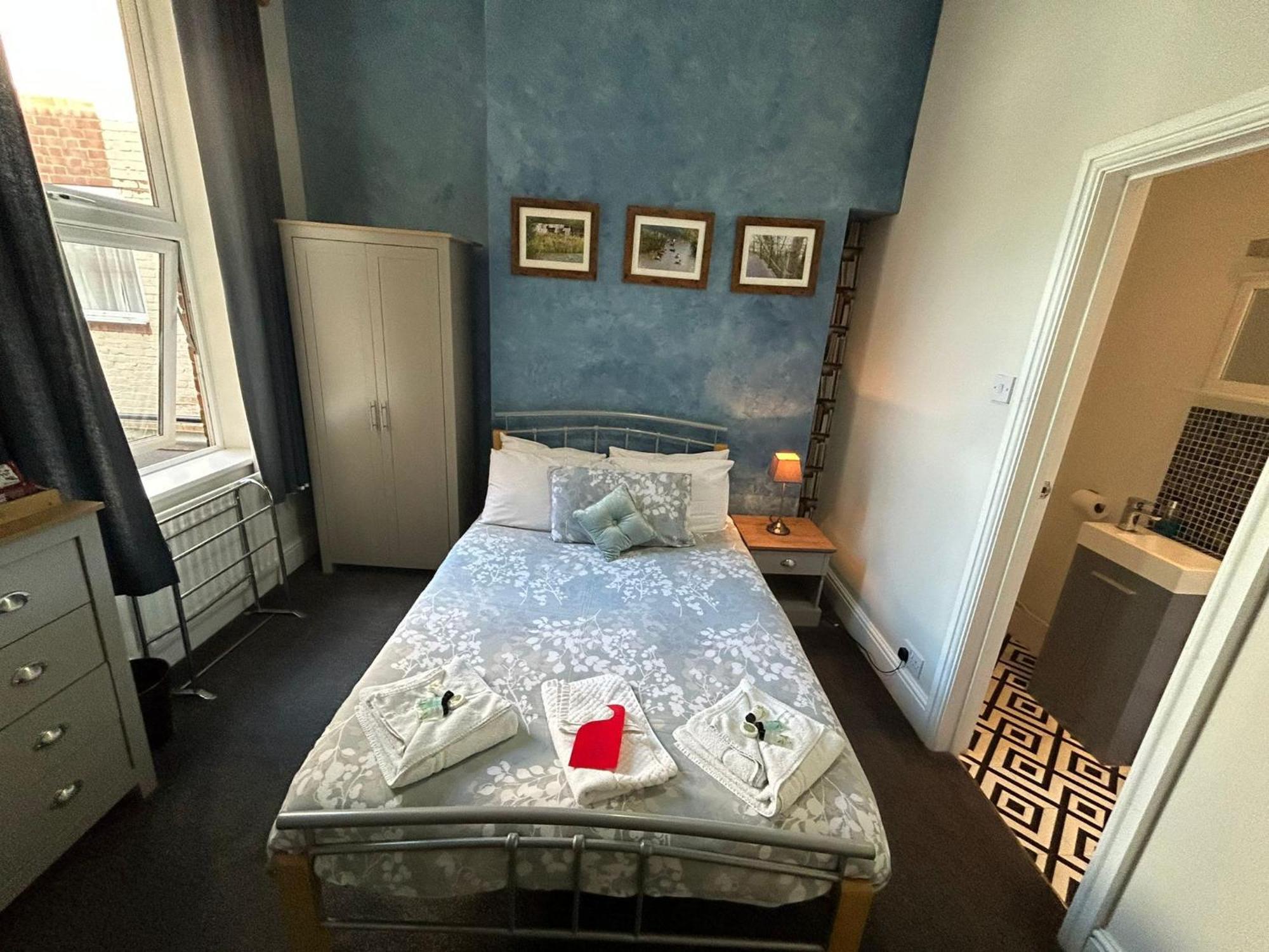 The Lyndhurst Guest House Горад Грэйт Ярмут Стая снимка